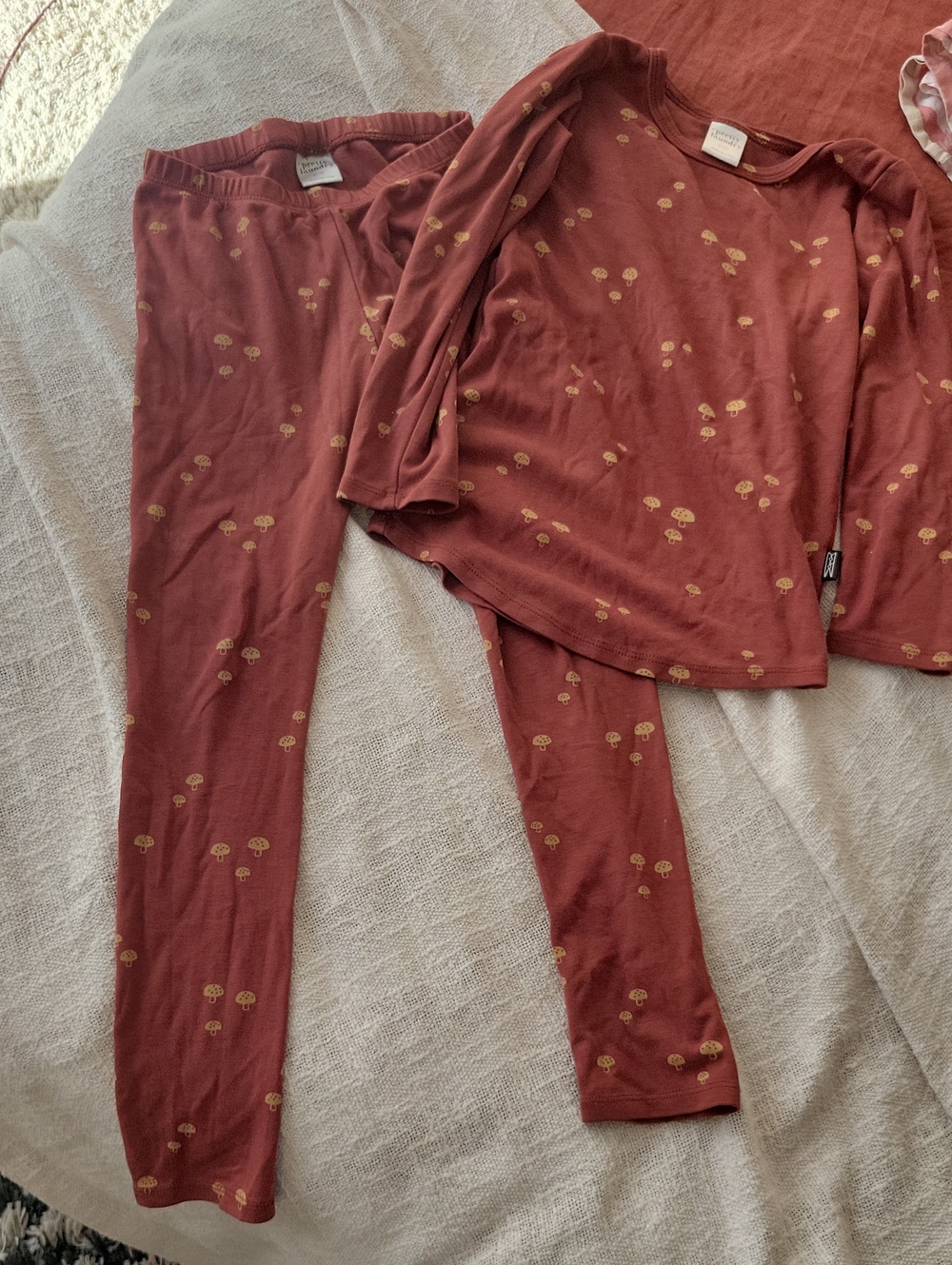 Little And Lively Pajamas Size 4/5